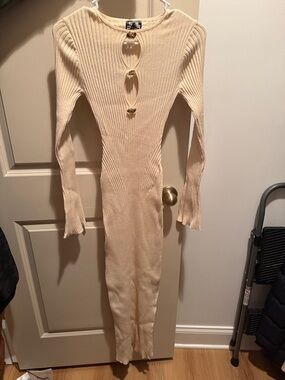 Ribbed Cream Long Sleeve Bodycon Dress with Keyhole Accents